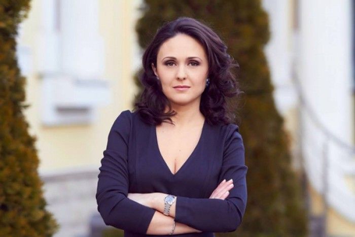 Portret: Ionela Hadârcă